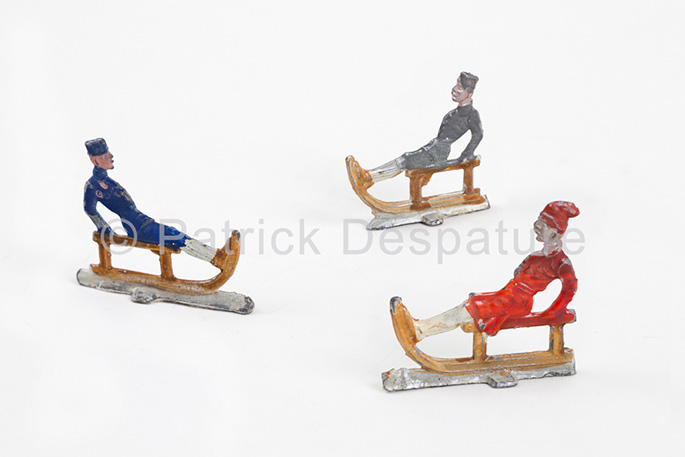 Mes jouets sports d'hiver, Patrick Desparture Collection, Seated sledders