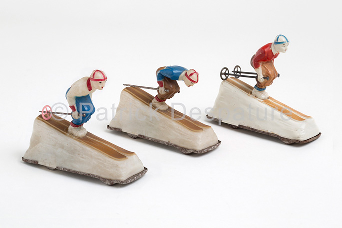 Mes jouets sports d'hiver, Patrick Desparture Collection, Skieurs en position de descente