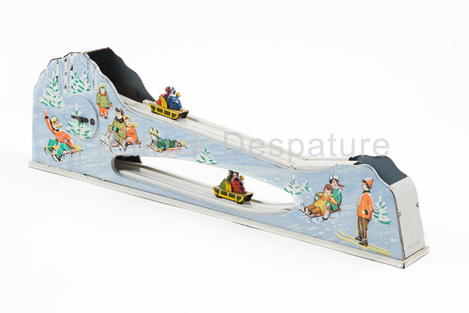 Mes jouets sports d'hiver, Patrick Desparture Collection, Glissade sur les montagnes