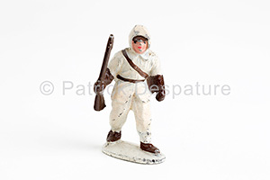 Mes jouets sports d'hiver, Patrick Despartures Collection, Finnischer Jäger mit Gewehr 
Russisch-finnische Kriegsbeschwörung